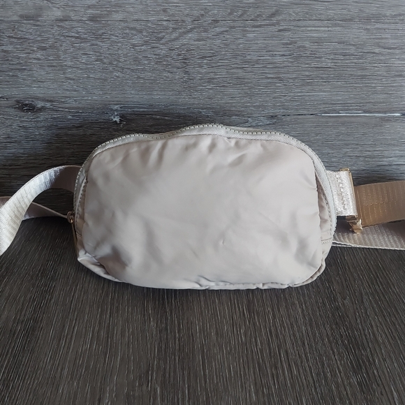 By Anthropologie Nylon Fanny Pack Waist Bag - Picture 1 of 7